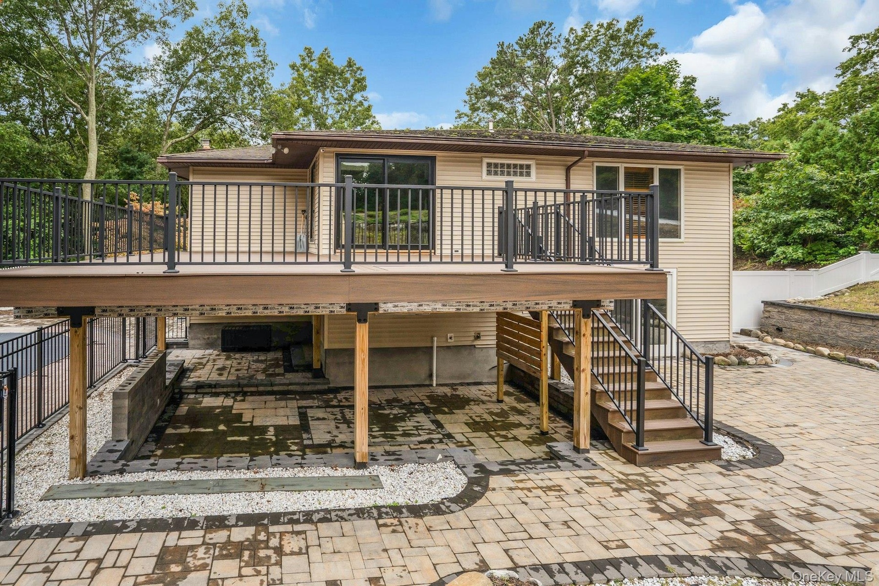 Cover patio to house bar, barbecue and TV area,New stone