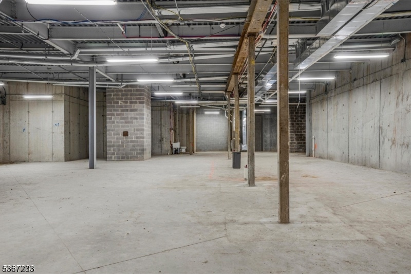 Lower Level Garage (1 of 2)