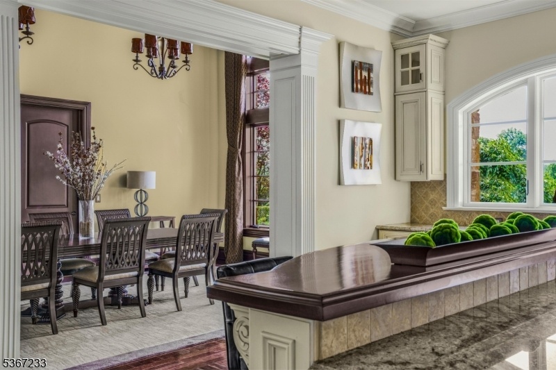 Breakfast Room (1 of 4)