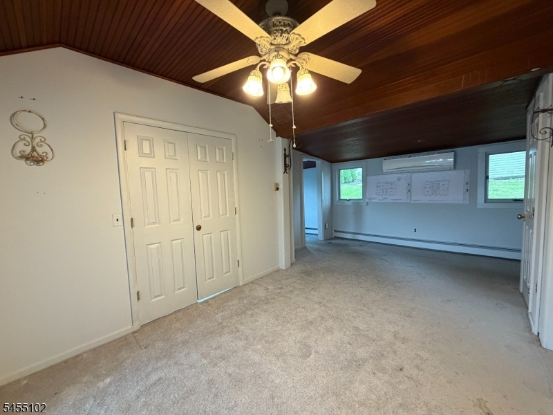 Bonus rm off kitchen