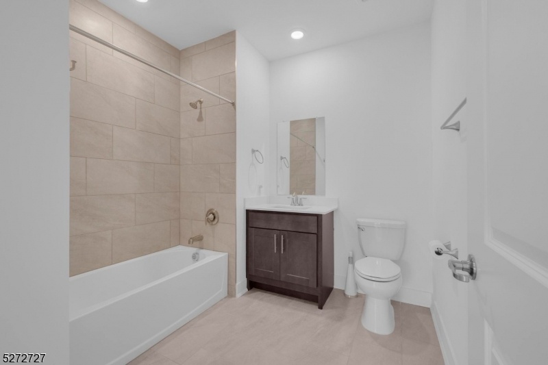 Bathroom #2