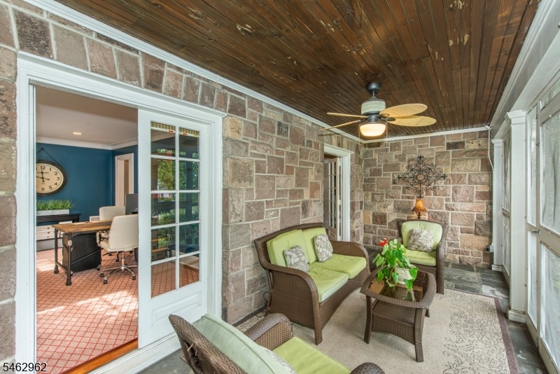 Screened Porch