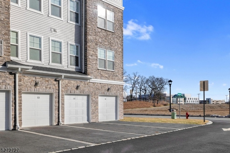 One Car Garage