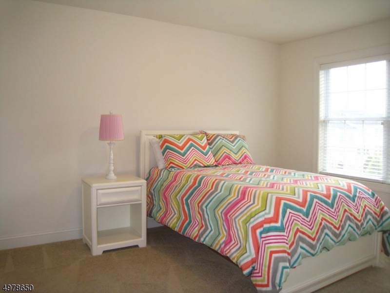 Bed room 1