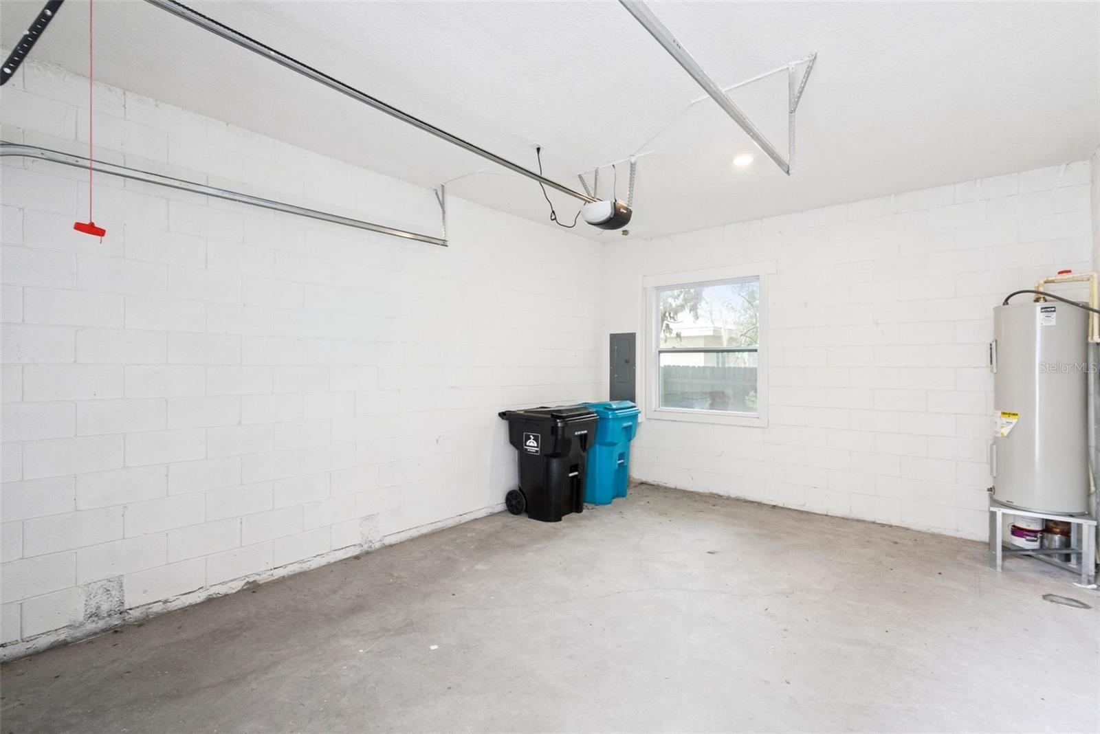 1 car garage