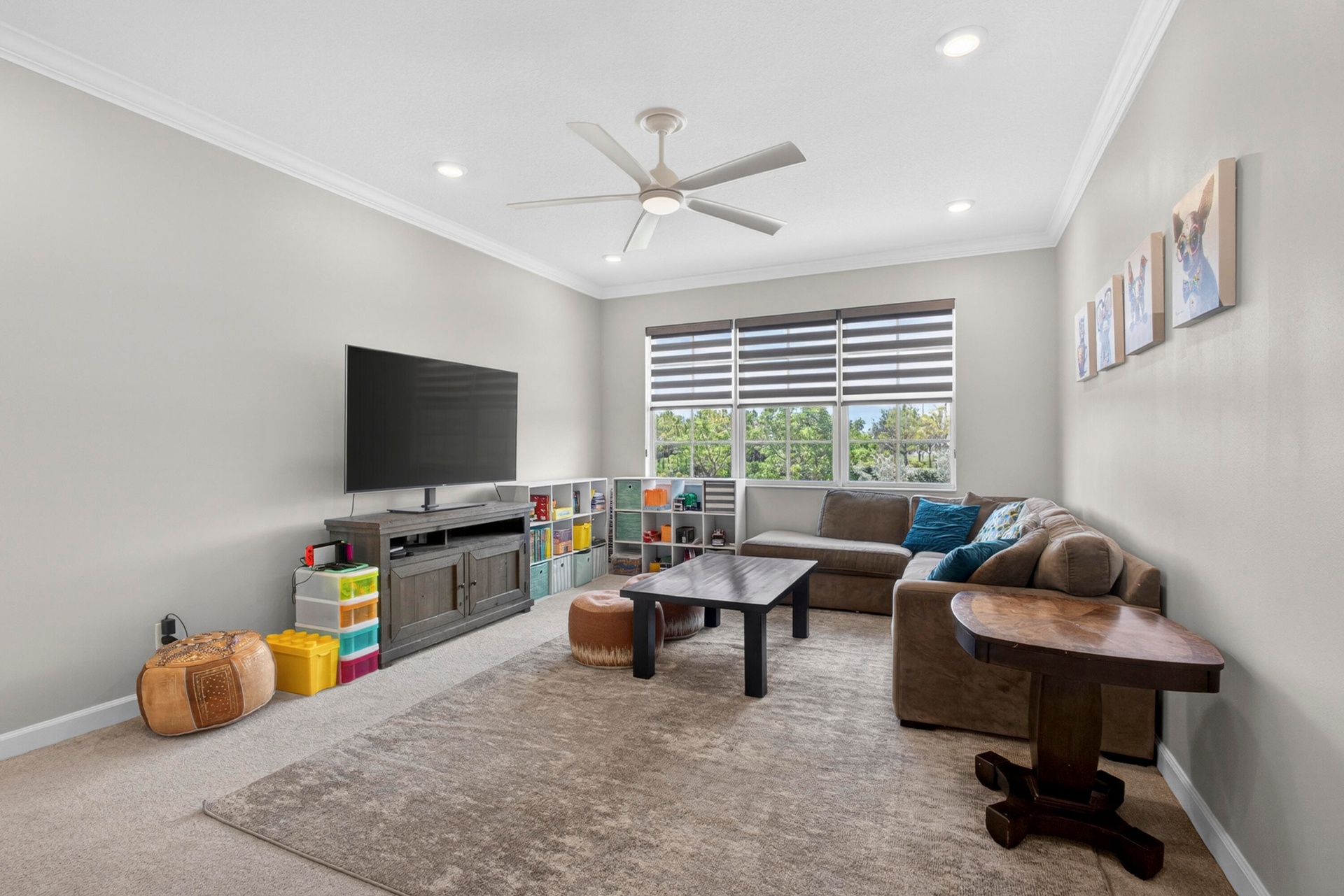 2nd Floor Family Room
