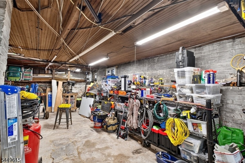 Large Unfinished basement