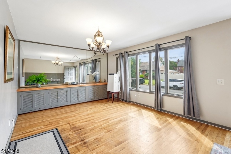 Living / Dining