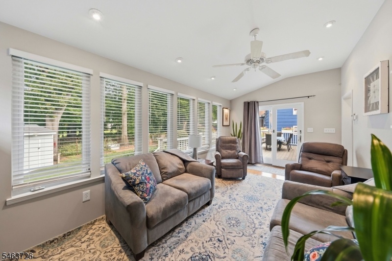 Lounge Area