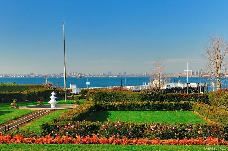STEPPINGSTONE WATERFRONT PARK