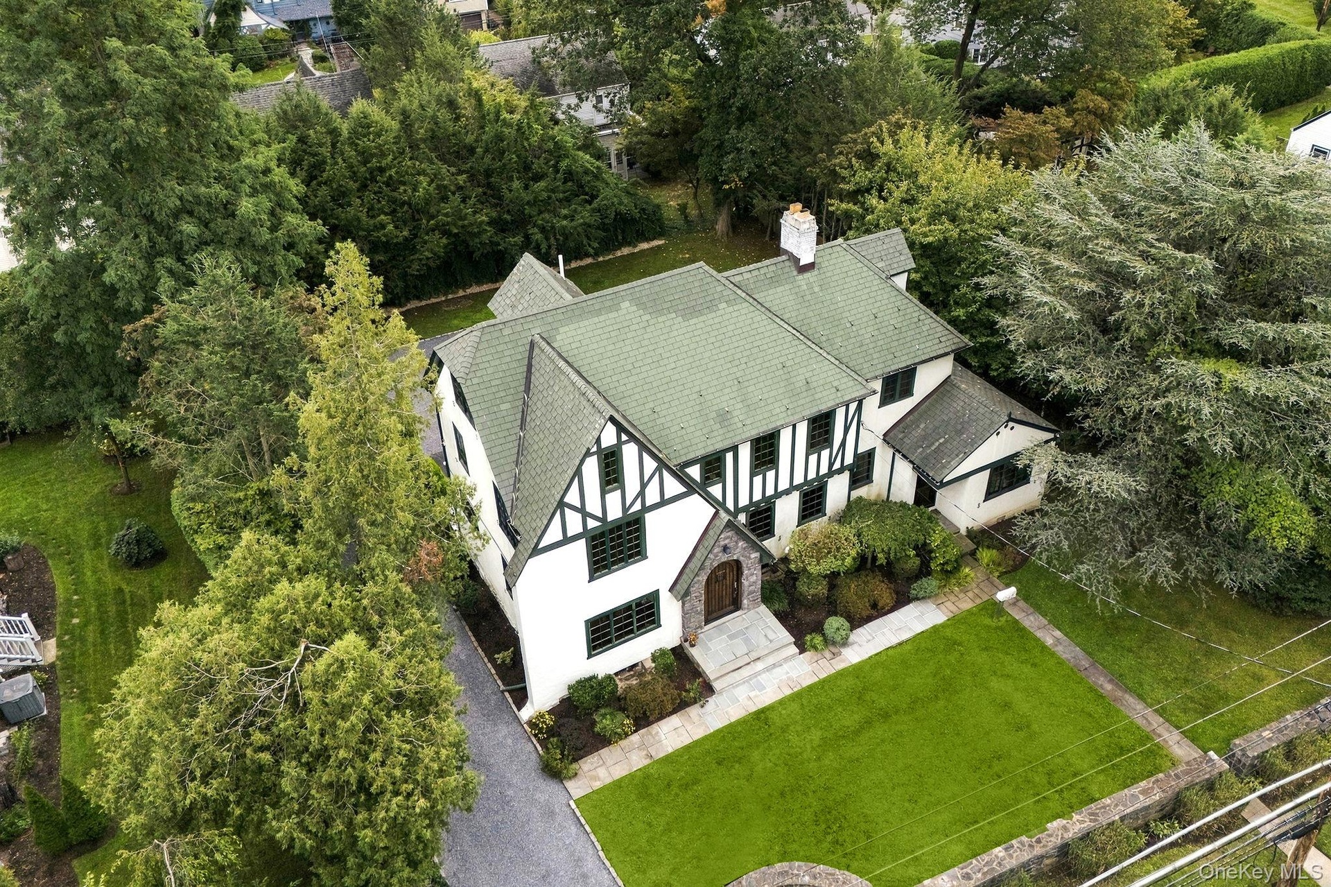 Close to schools, dining, shopping, recreation, highways and Metro-North.