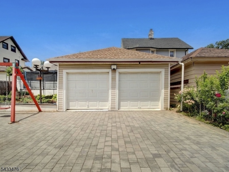 DOUBLE CAR GARAGE