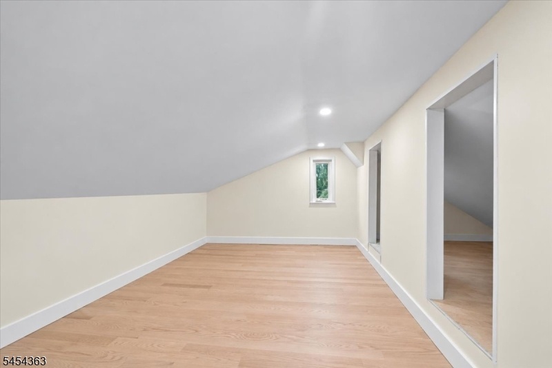 2nd floor bonus room