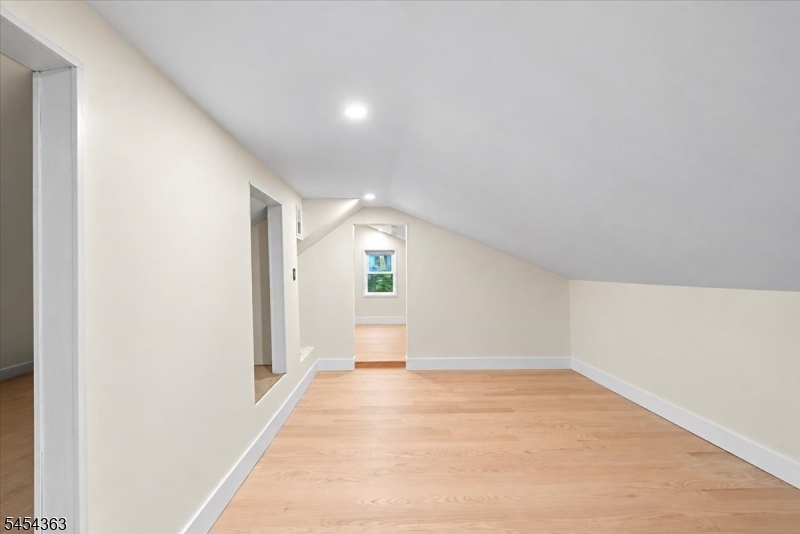 2nd floor bonus room