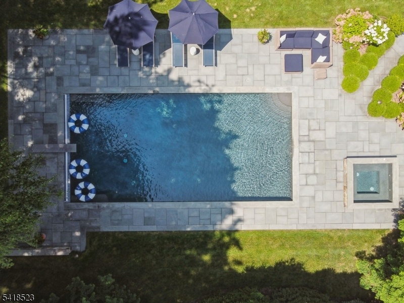Heated Saltwater Pool