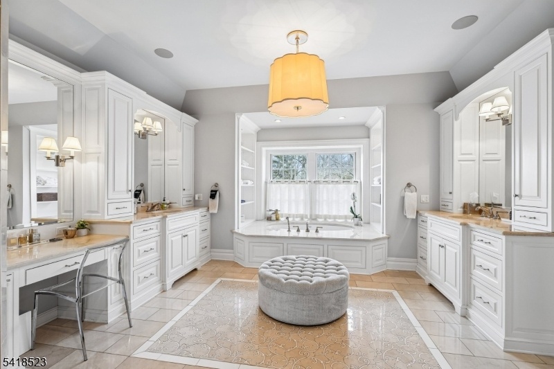 Spa-like Primary Bath