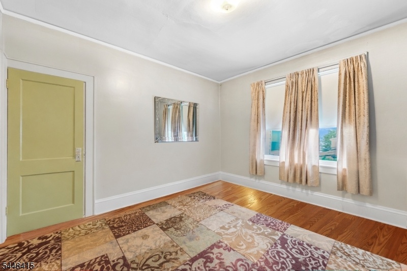 Unit 1 Livingroom