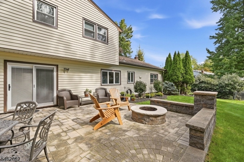 Patio/Fire Pit