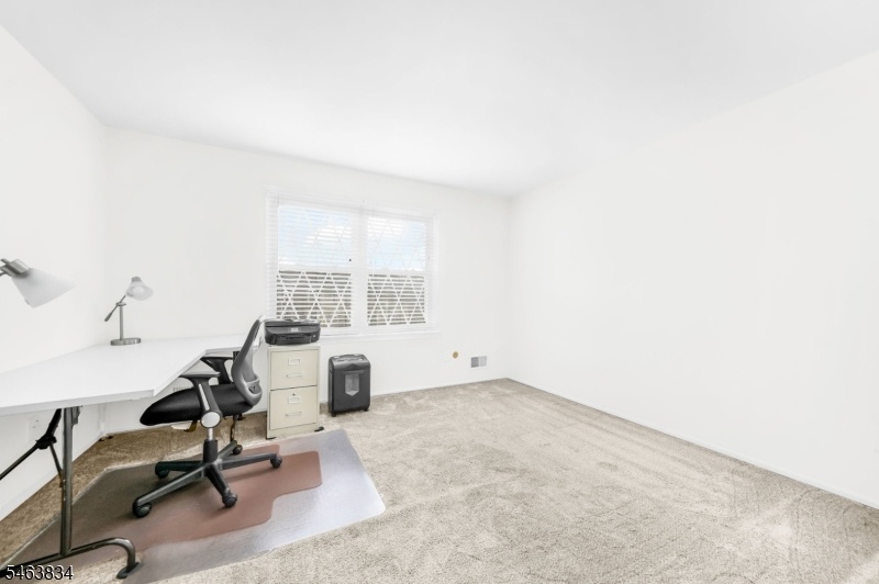 OFFICE ROOM