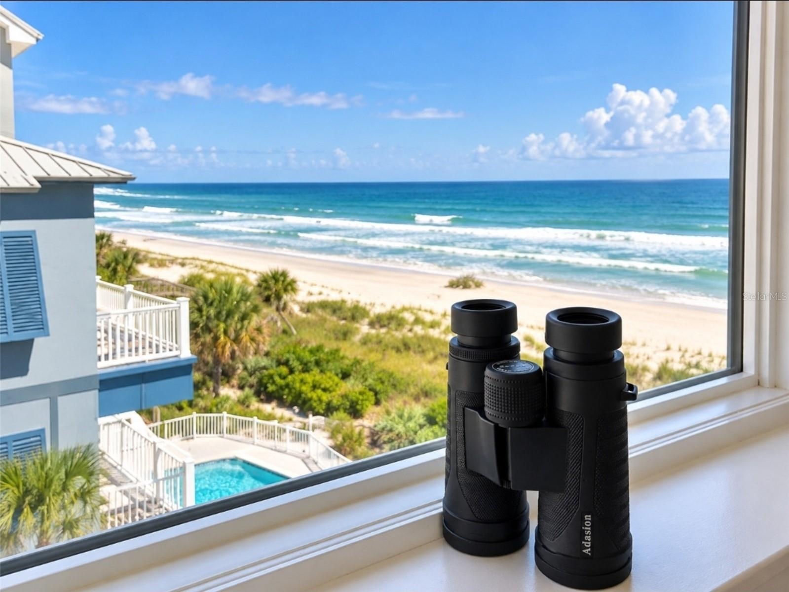 BEACH VIEWS FROM LOTS OF DIFFERENT WINDOWS
