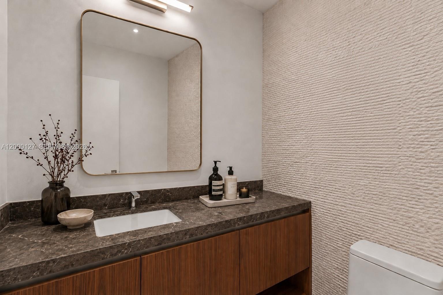 UNA Residences Brickell Bathroom. Virtually Staged.