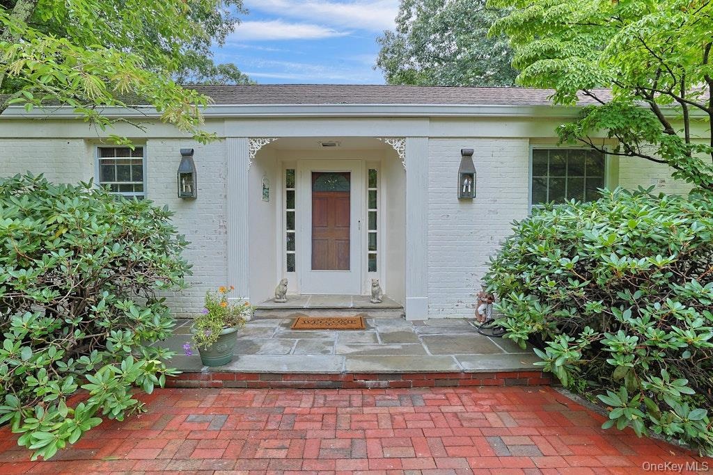 Welcoming entryway
