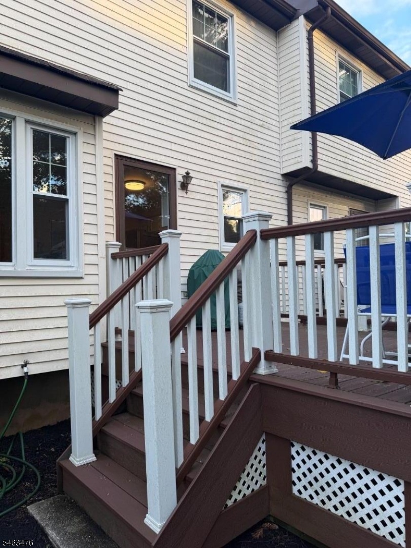 Private Deck