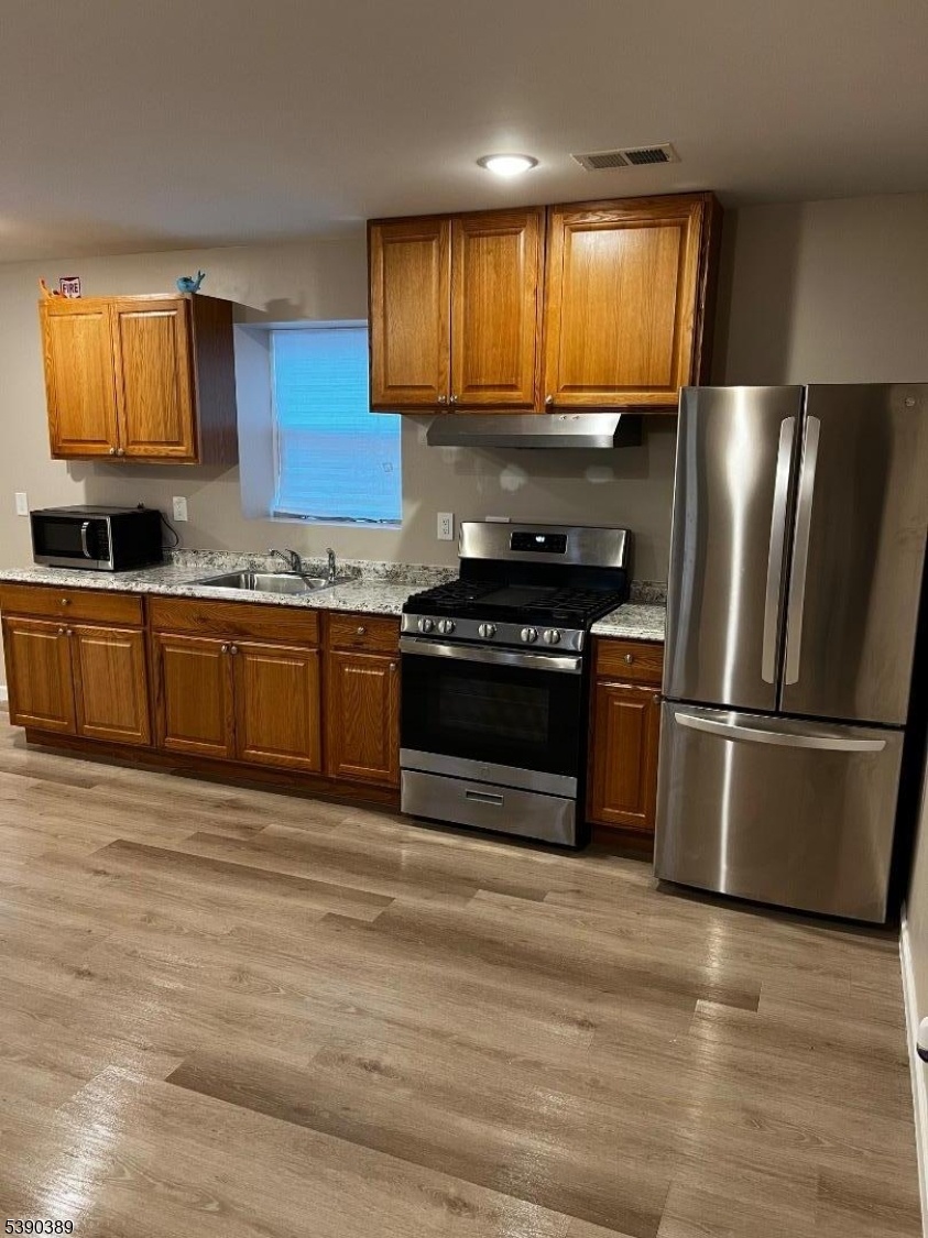 additional kitchen