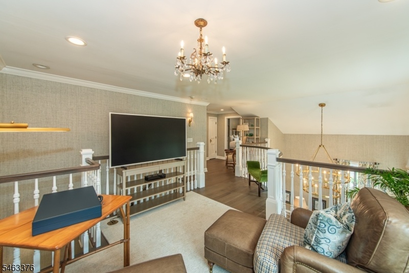 Den/Sitting Room