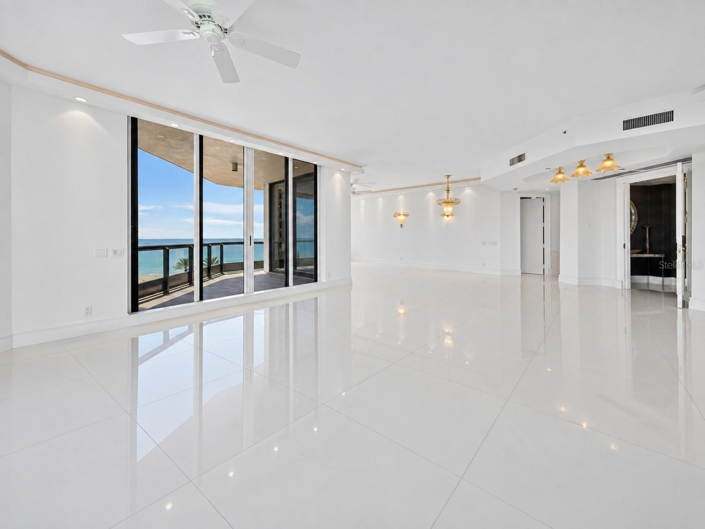 Virtually Vacant - living room and den
