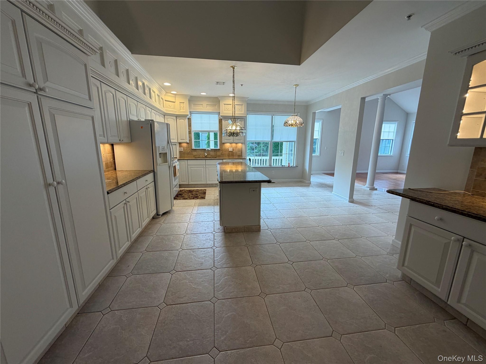 This kitchen is endless, with endless possibilities