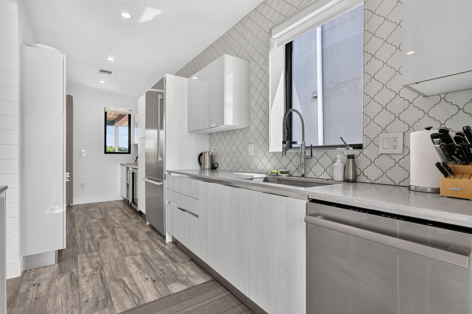 Kitchen-->Wet-bar-->Balcony- 3rd Floor
