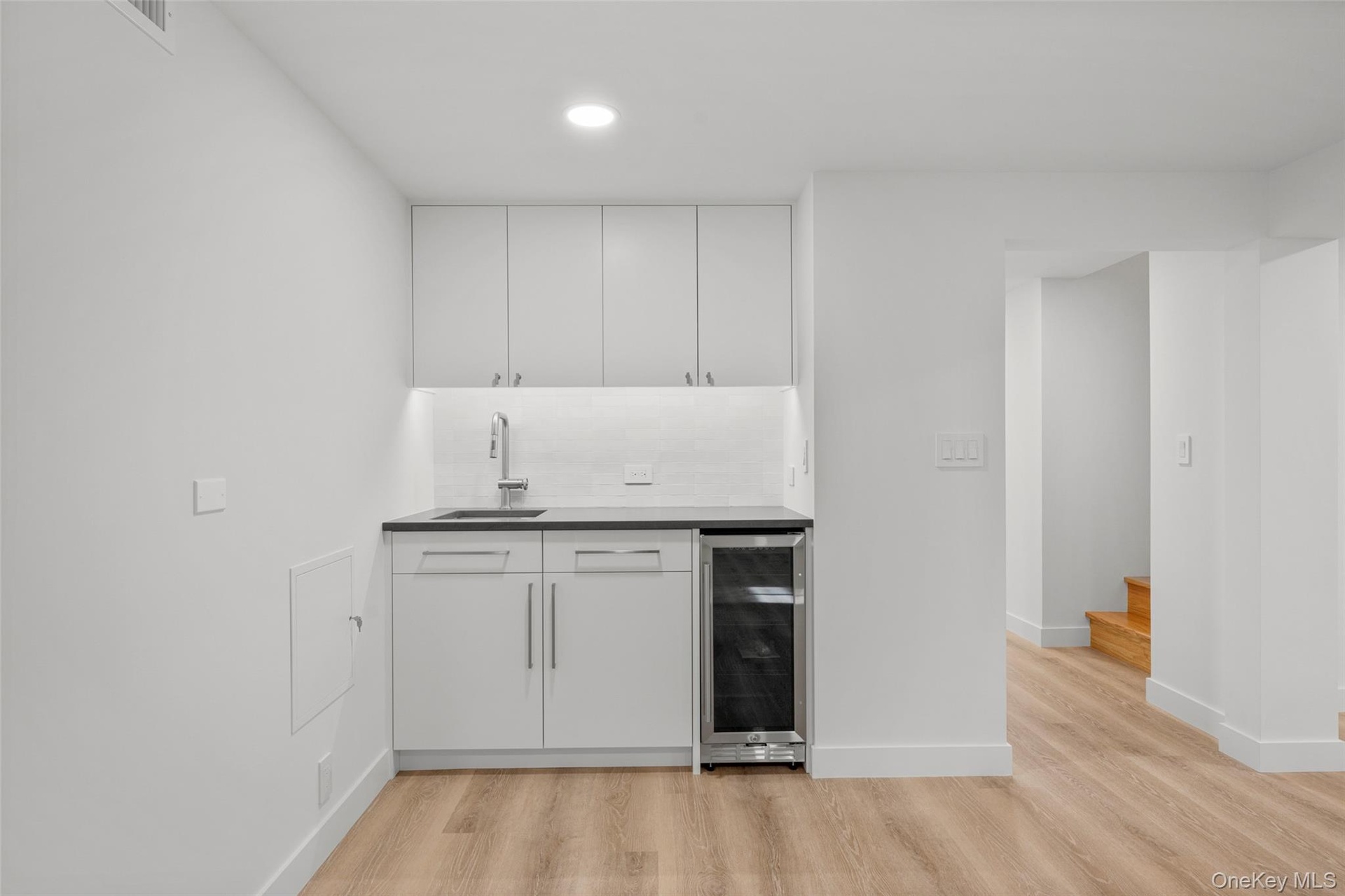 Lower level wet bar