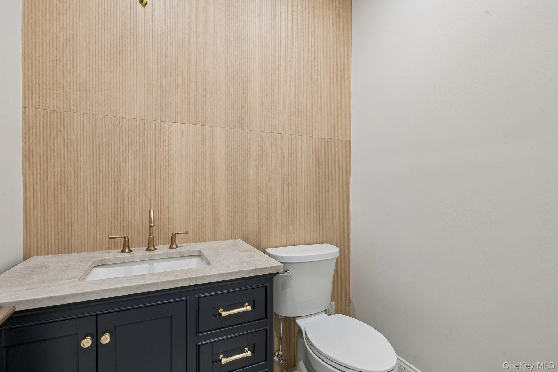 1st floor Powder room