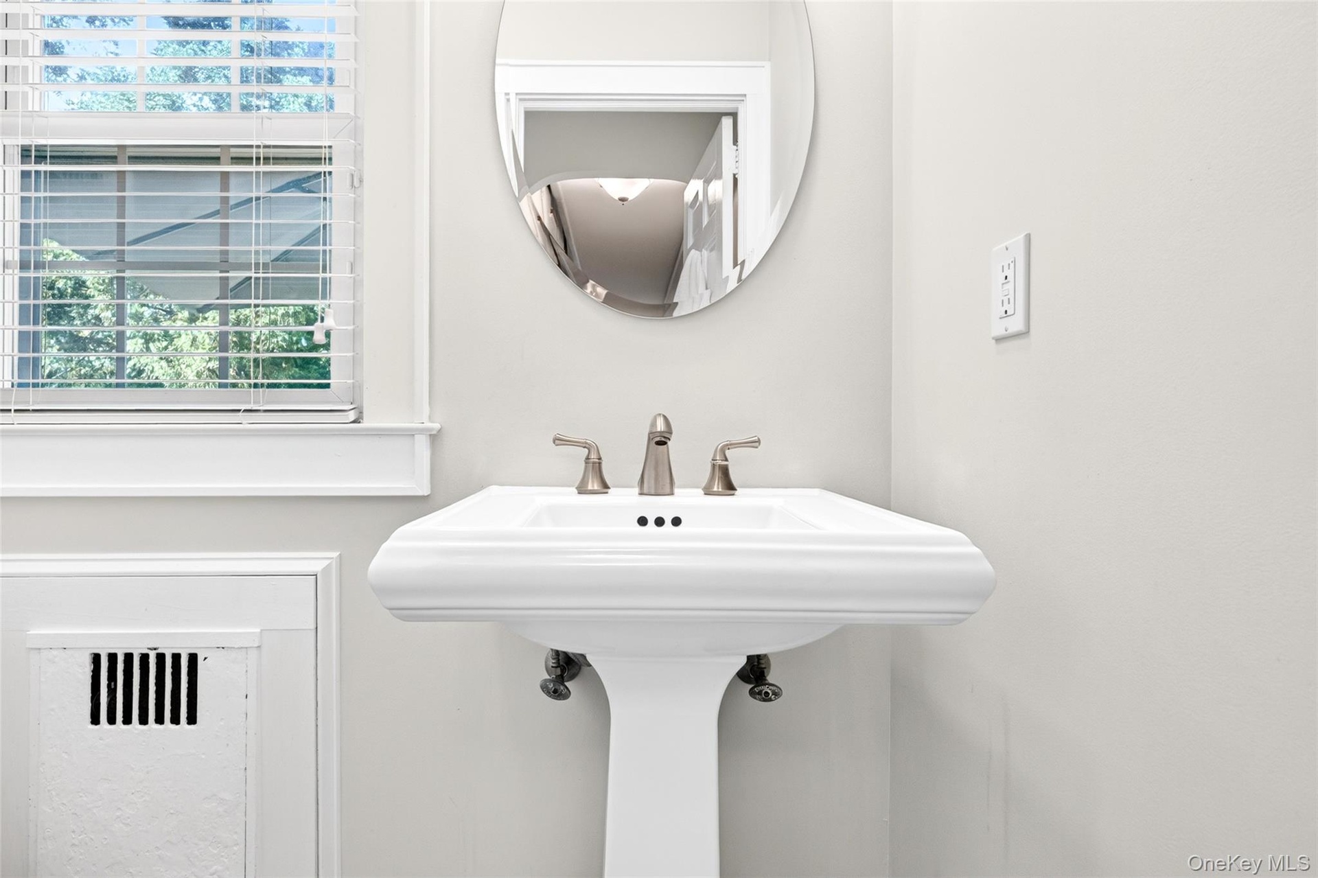 1st floor powder room