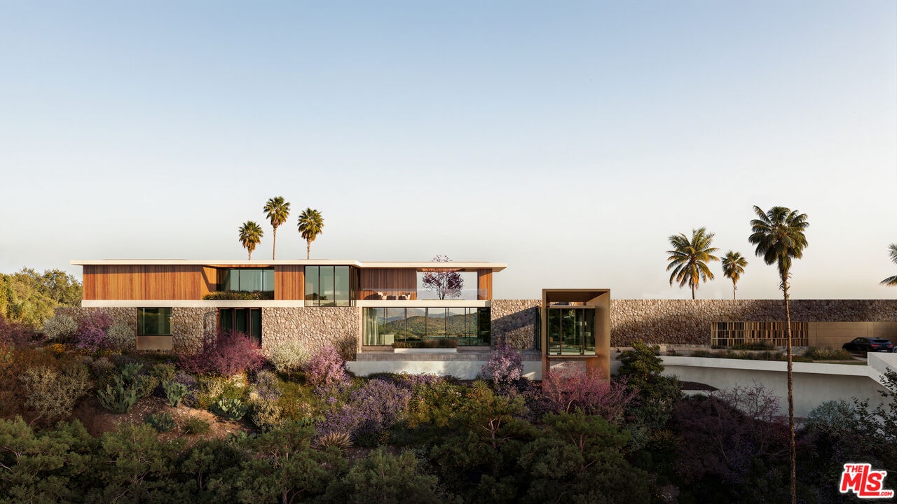 1765 Clear View Drive - Render