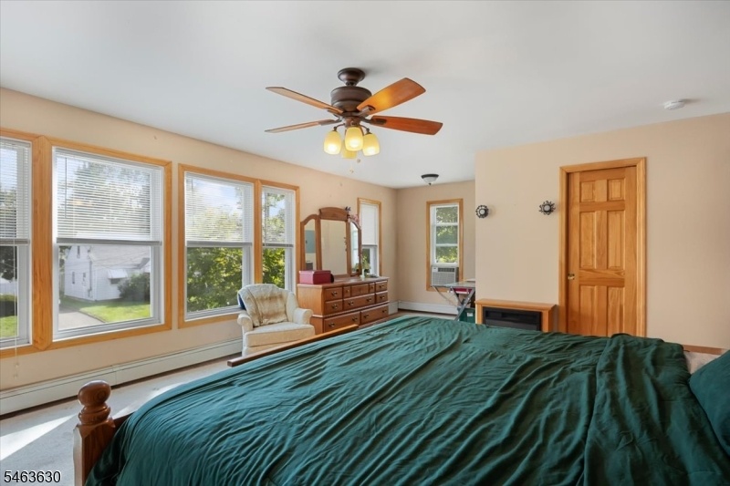 Primary suite