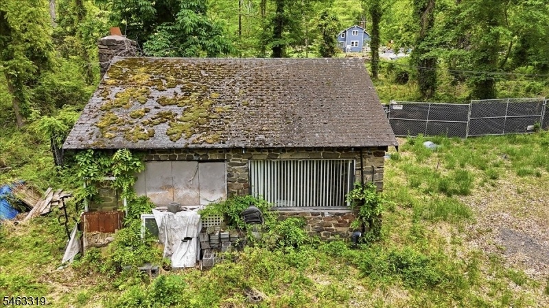 garage
