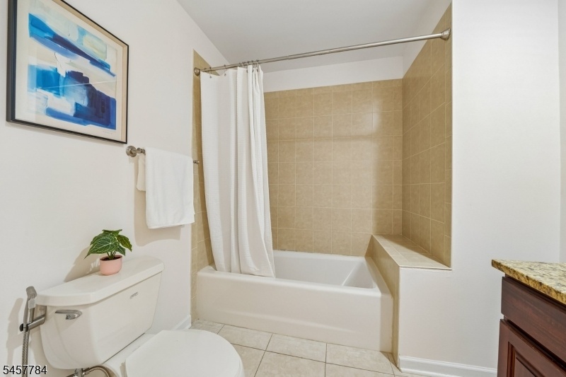2nd Floor Hall Bathroom