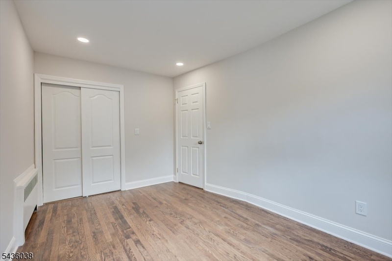 1st Level Bedroom #1