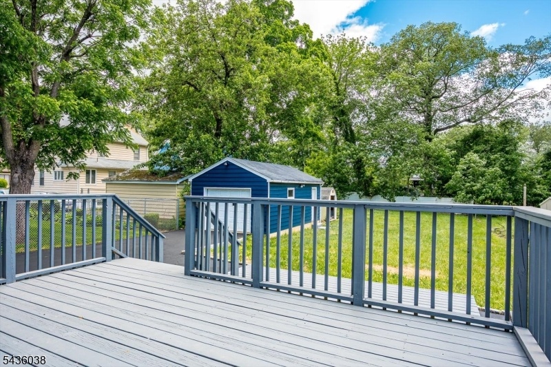 Two-Tier Deck