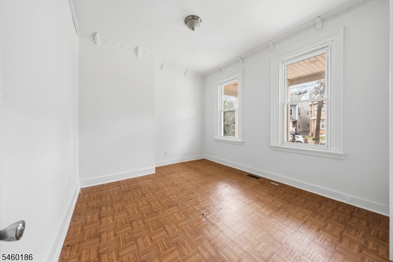 Picture of Listing