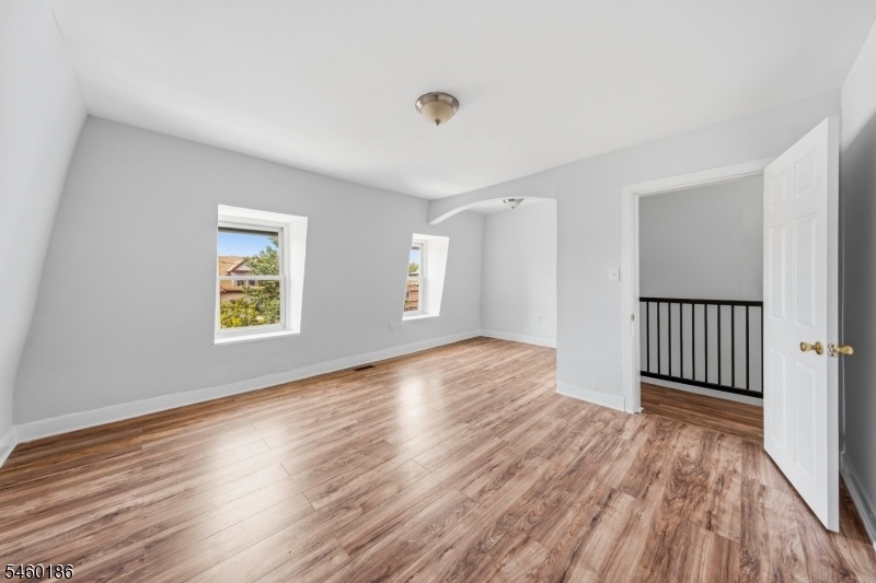 Picture of Listing