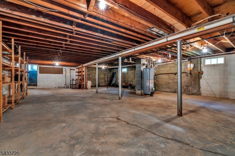 Full unfinished basement