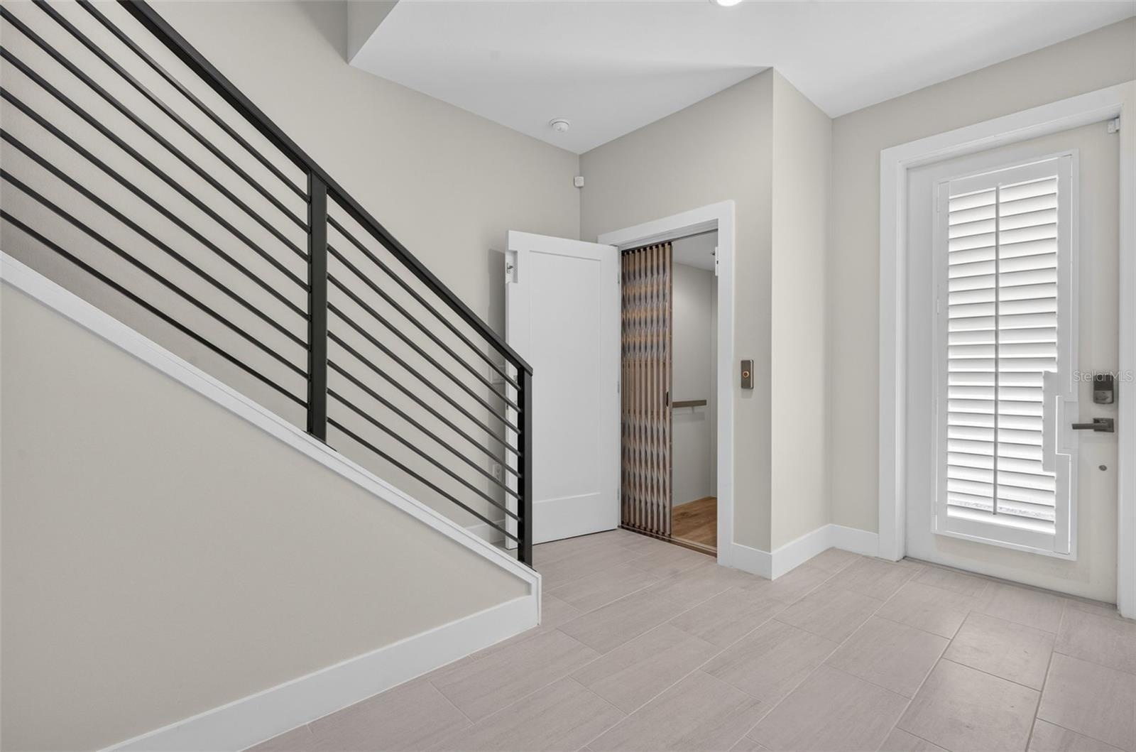 Foyer-Private Elevator