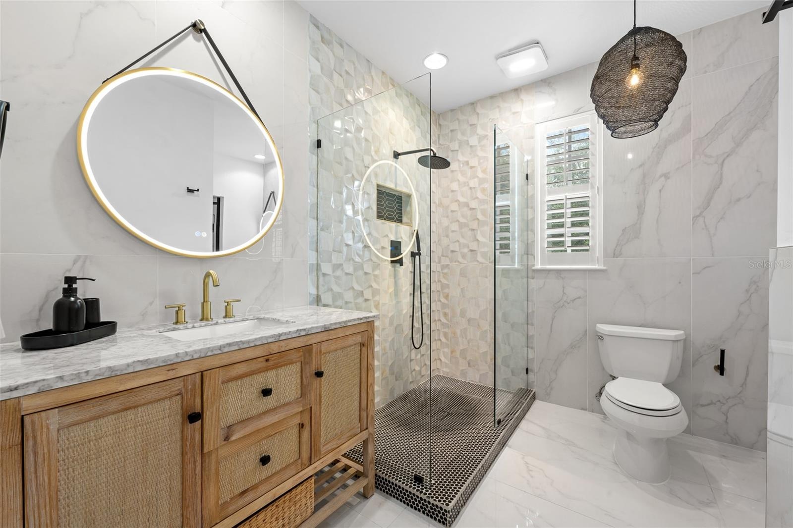 Second Bathroom (upstairs)