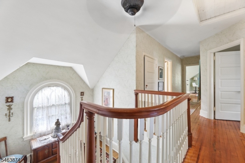 3rd floor hall