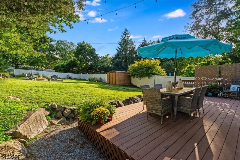 Deck with Patio Furniture