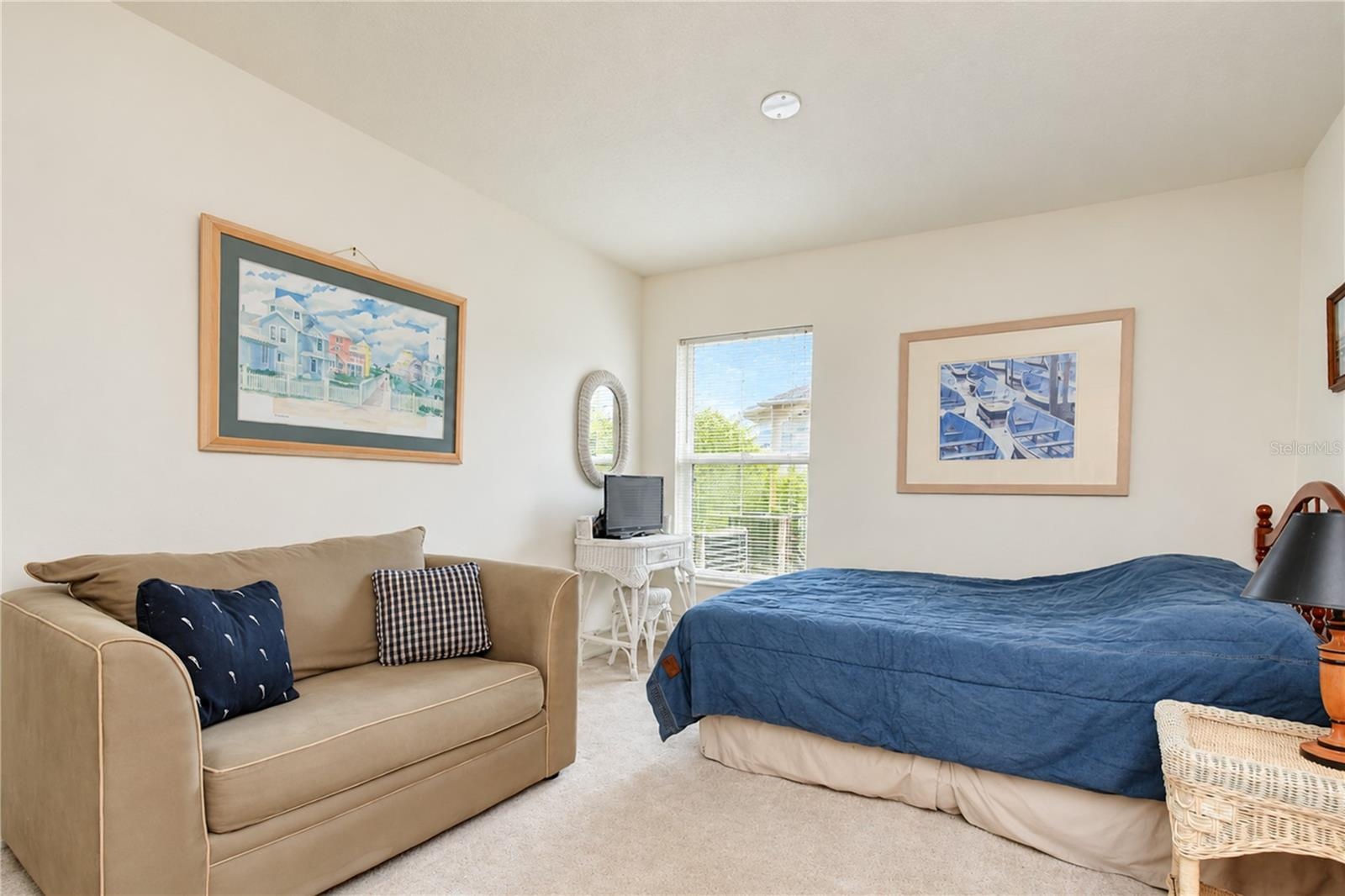 Fourth bedroom