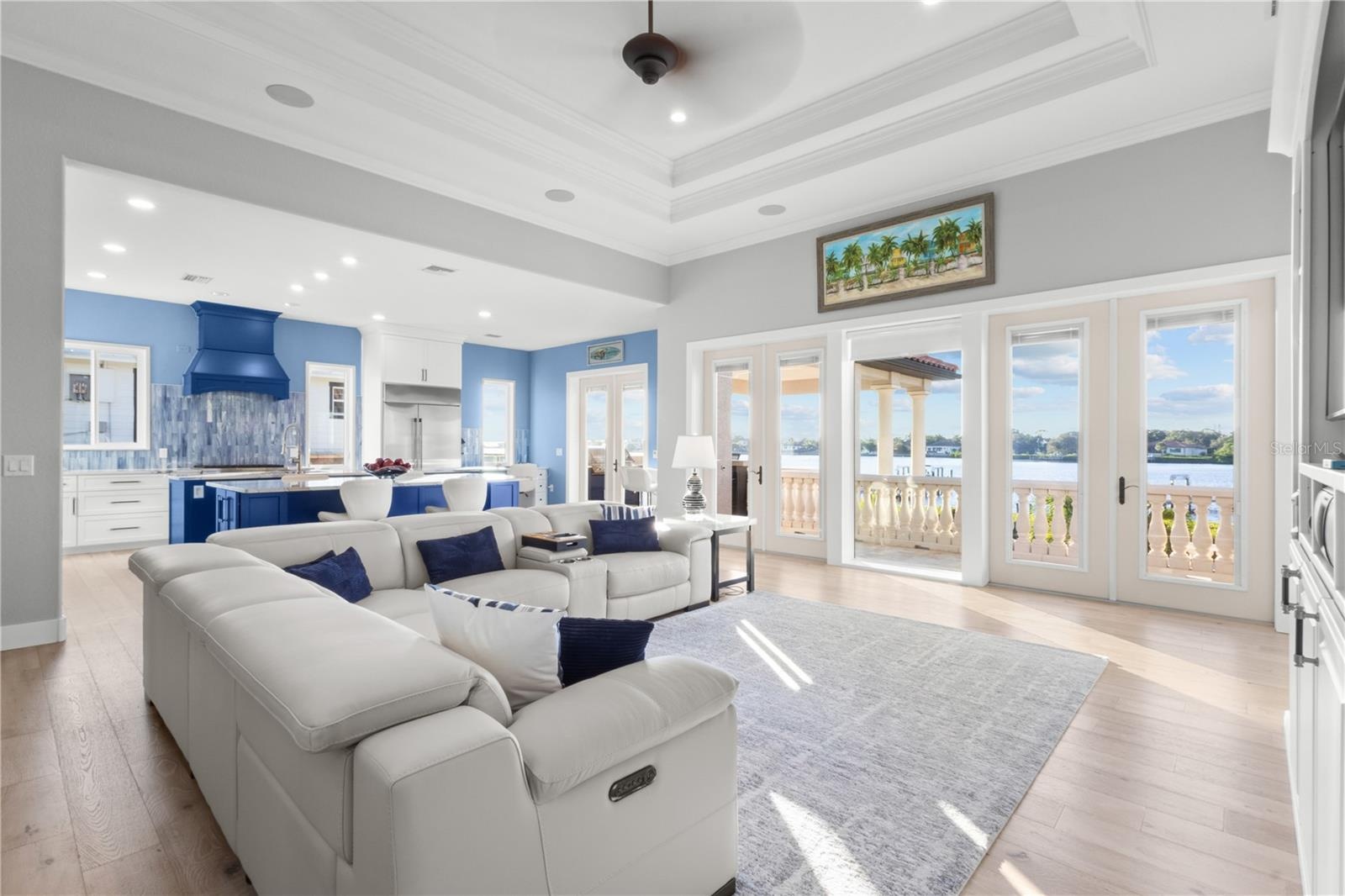 Comfort, Style & Room to Gather